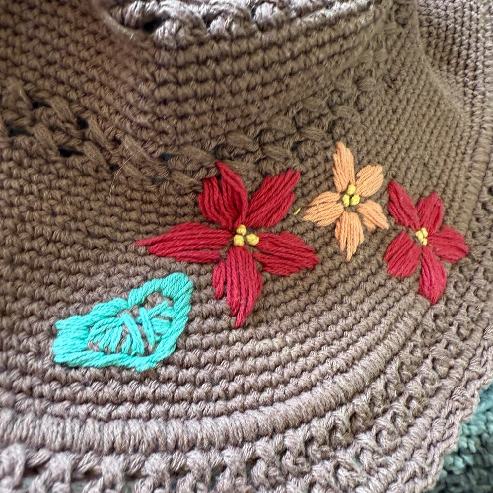Roxy Mauve-Pink Crocheted Hat with Embroidered Accent - Picture 2 of 3